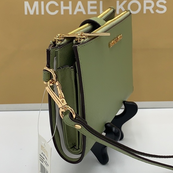 MICHAEL KORS LARGE DOUBLE ZIP WRISTLET WALLET LIGHT SAGE COLOR - Picture 11 of 13